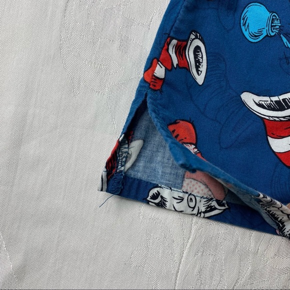 Dr. Seuss CAT IN THE HAT medical cotton scrub top size XS - Picture 14 of 15